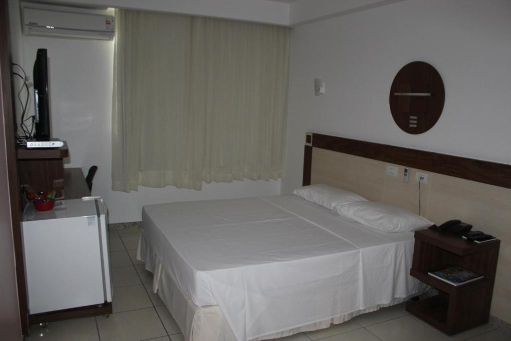 Pratti Hotel Linhares Exterior foto